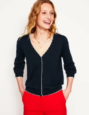 Flash Sale Boden Pru Strickjacke mit Muschelsaum- Marineblaue