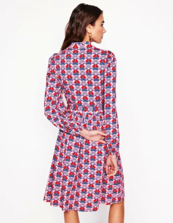 Store Boden Willow Kurzes Hemdblusenkleid mit Rüschen-Mohnrot, Geometrisches Gänseblümchenmuster Mohnrot,GeometrischesGänseblümchenmuster